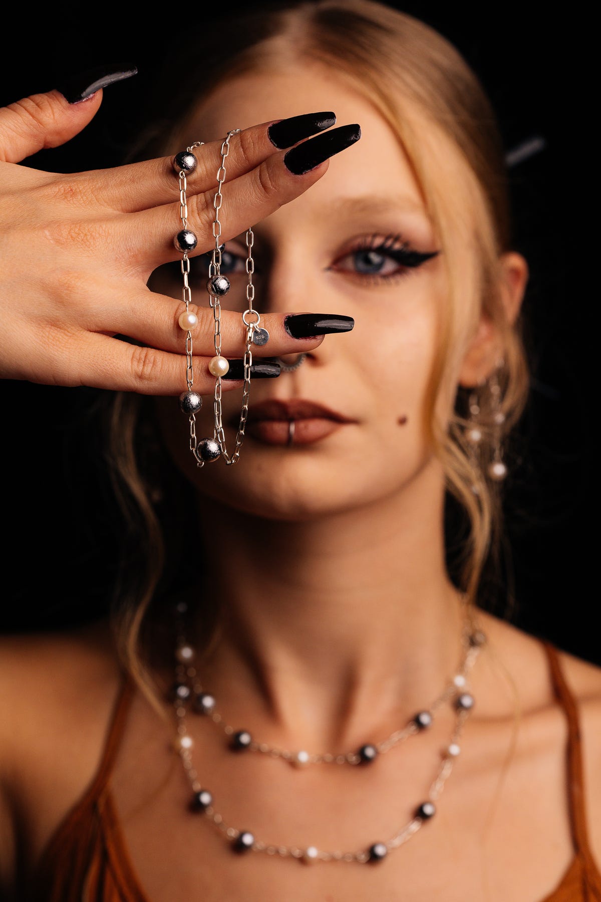 BRUTTUS meteorite and Akoya pearl jewelry campaign